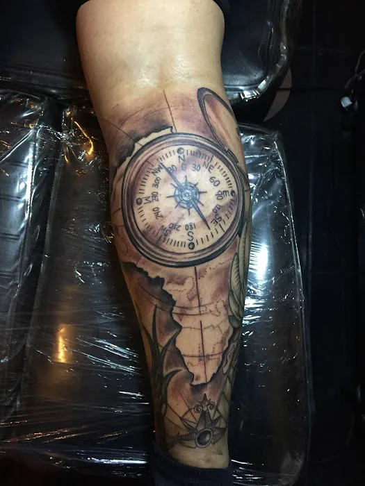 Pink Wall Gym Tattoo Studio & Gallery 7