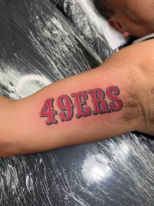 Droopys tattoo shop 4