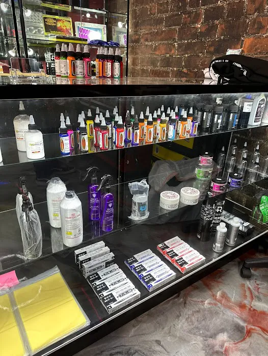 Brown Pride Tattoo & Piercing Shop 0