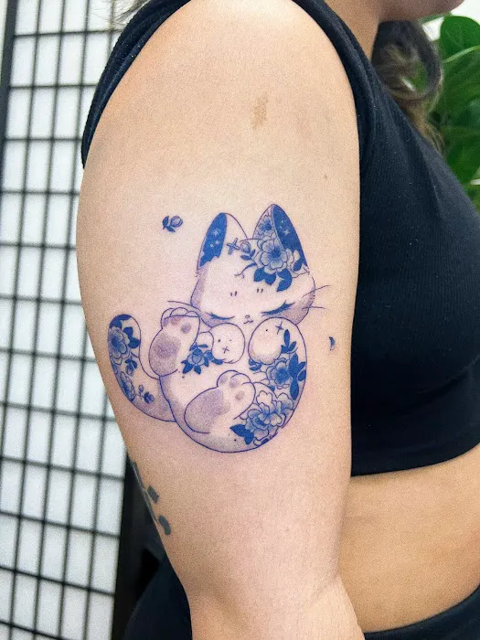Golden Eye Tattoo Studio 8