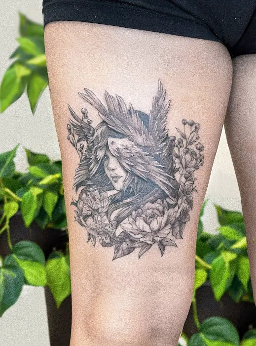 Golden Eye Tattoo Studio 3