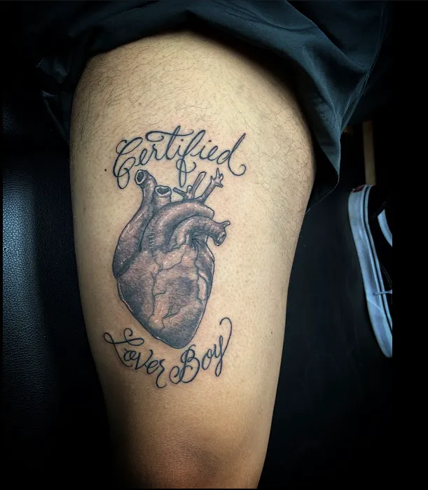 Loko Life Tattoo Studio 7