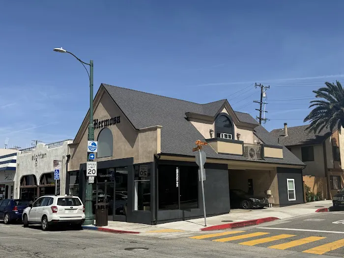 Hermosa Ink Collective: Tattoo & Piercing 1