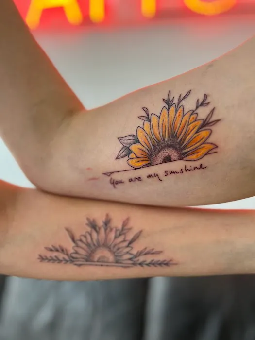 Hermosa Ink Collective: Tattoo & Piercing 0