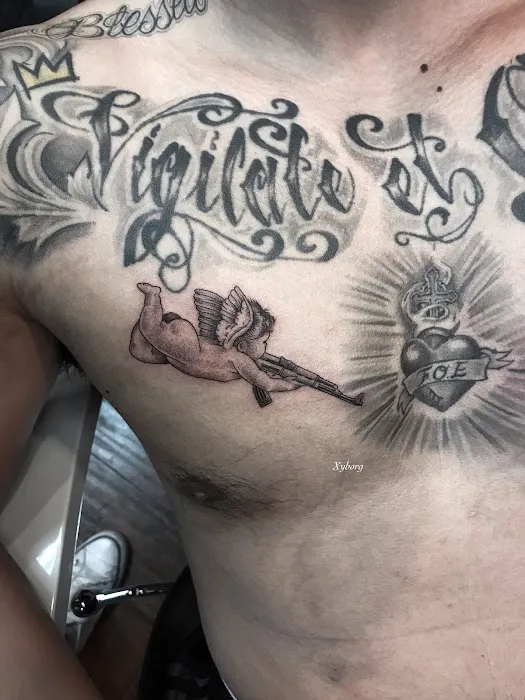 XY Tattoo Studio 8