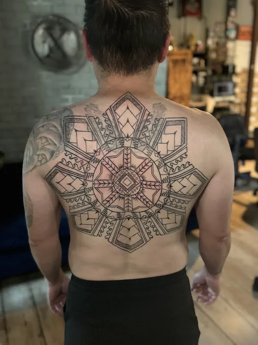 XY Tattoo Studio 2
