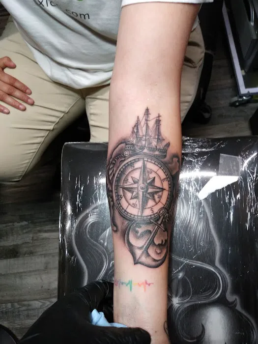 Tattoo zone 6