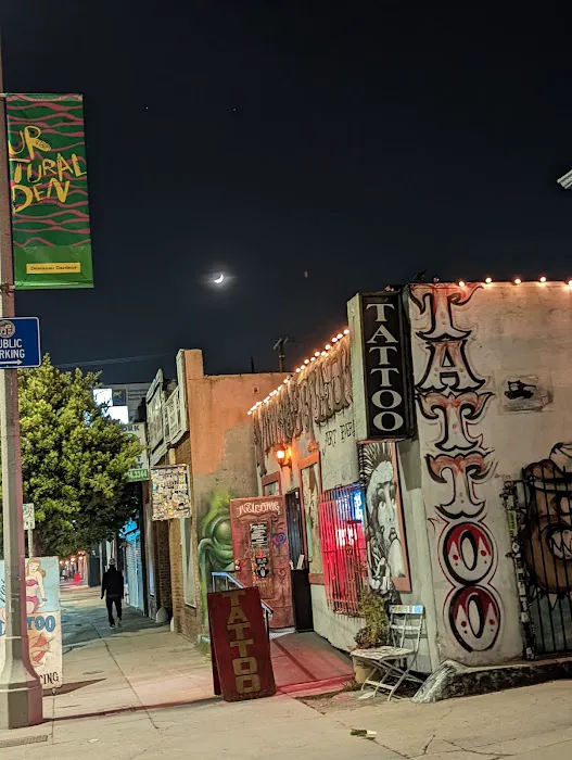 Vintage Tattoo Art Parlor 1