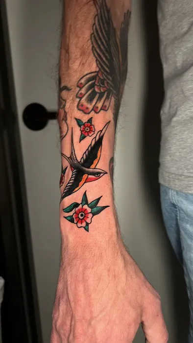 Western Winds Tattoo Shop 4