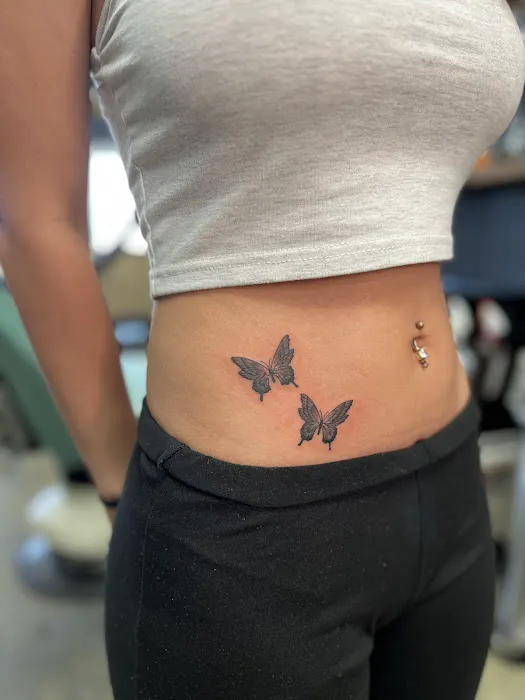 ADDICTIVE INK Tattoo, Piercing & Hair Studio 1
