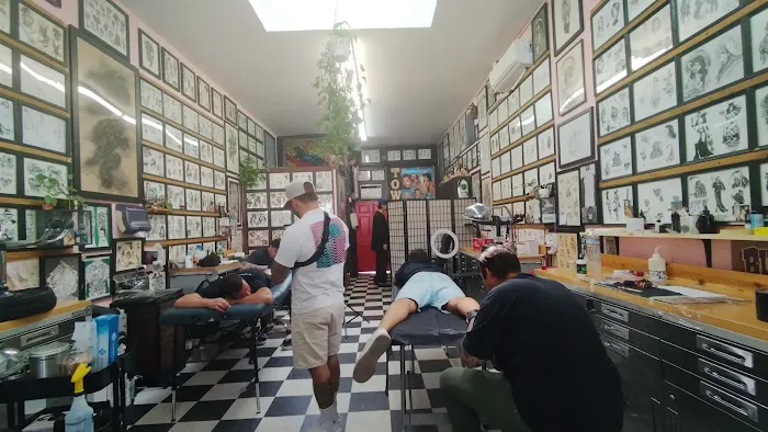 Mid Town Tattoo Shop 5
