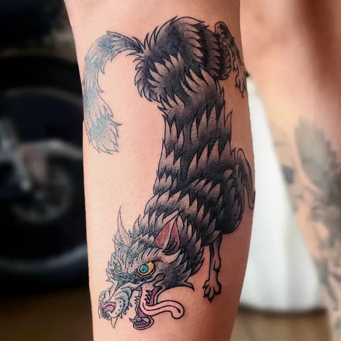 KISS KISS TATTOO 7