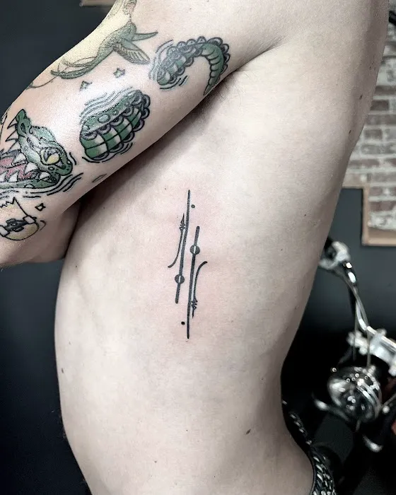 KISS KISS TATTOO 9