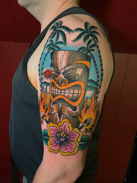 The Queen’s Head Tattoo Parlour 0