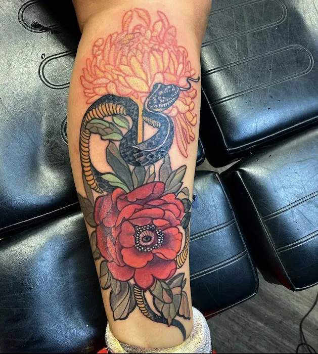 Lozano Tattoo Studio 0