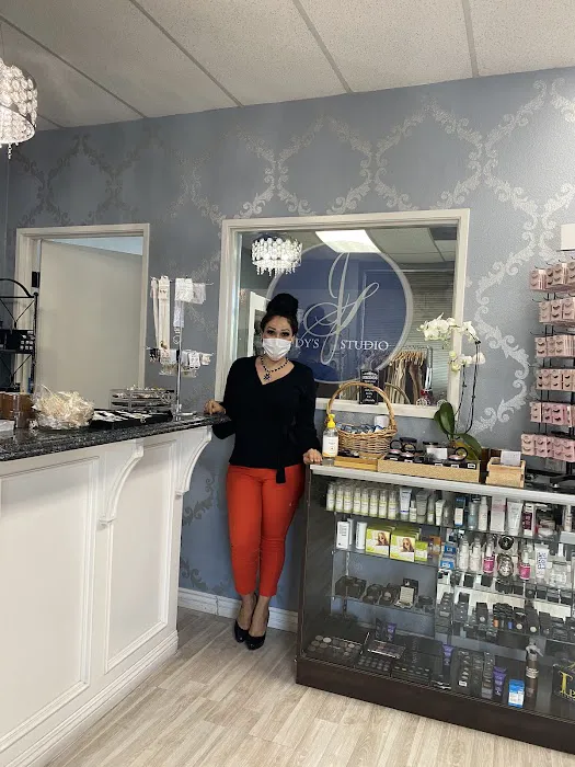 Judy Studio Permenent Makeup 1