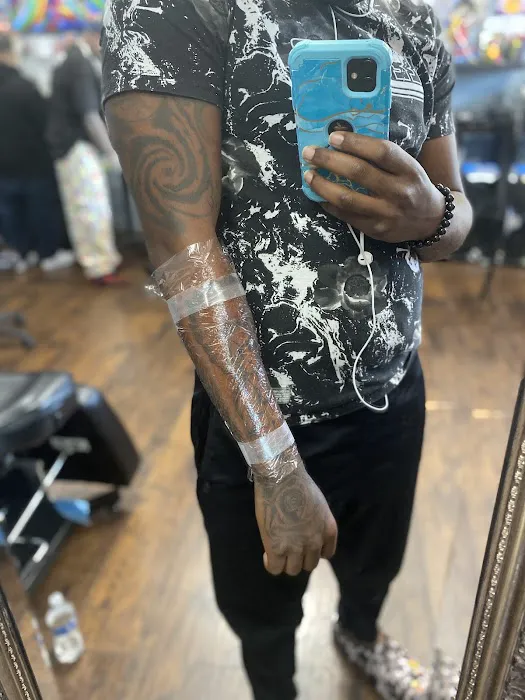 Old Tiger Tattoo Studio 4