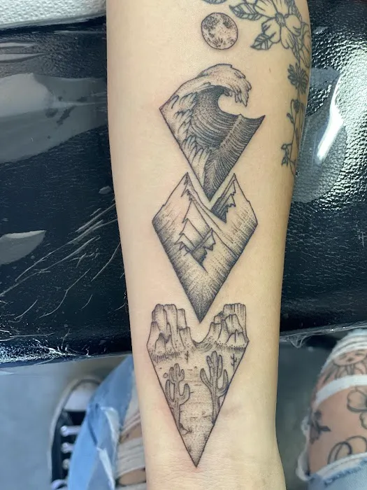 Opal Tattoo Studio 5