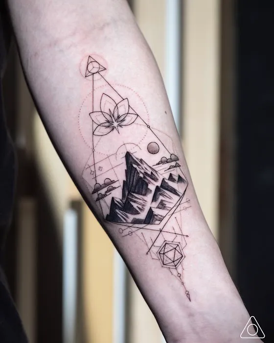 1MM Tattoo Studio 2