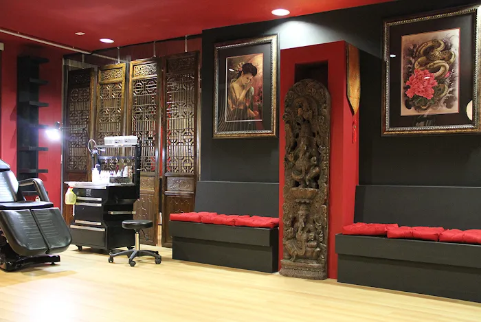 Hailin Tattoo Studio 7