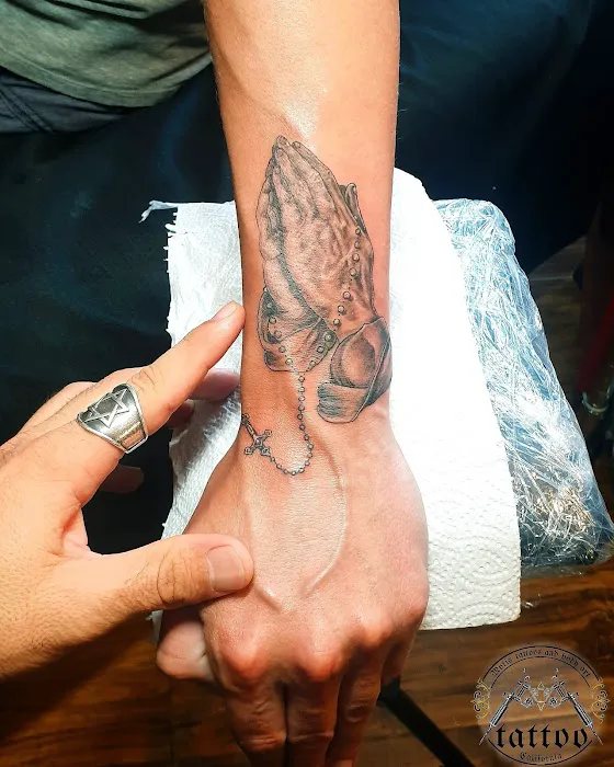 Motis Tattoos 6