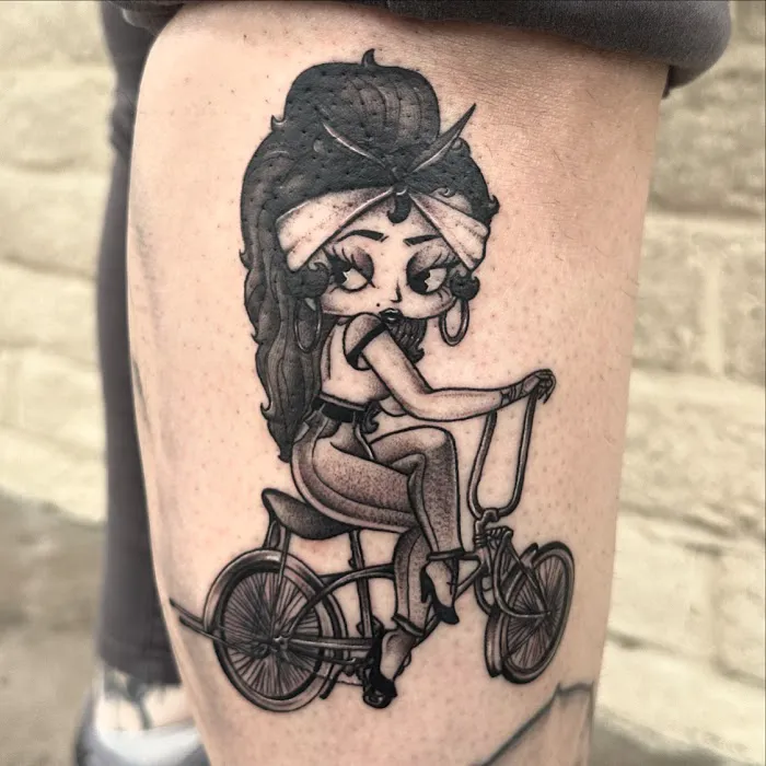 Los Tiempos Tattoo Studio 7