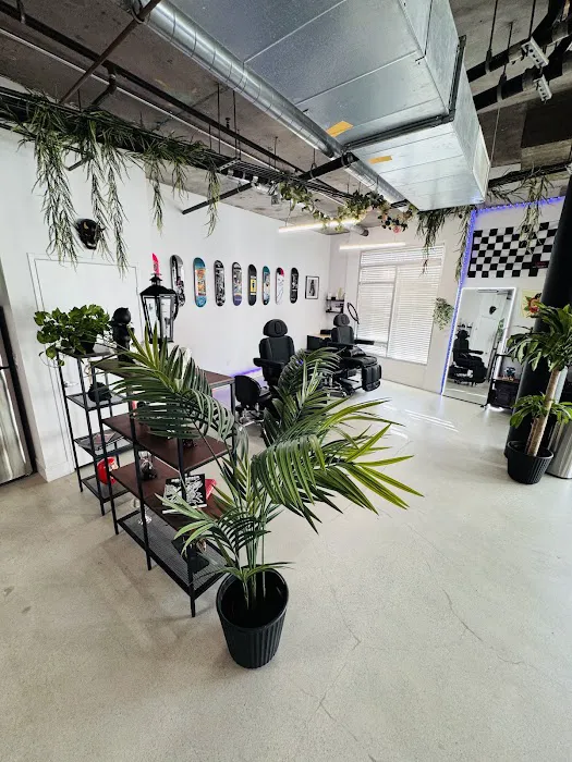 Thirty One Tattoo Shop 1