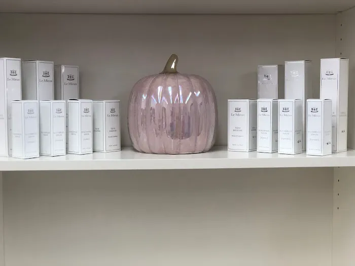 Farrah Forster Permanent Makeup & Skincare 2