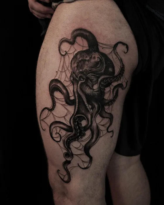 Hydra Tattoo Studio 7