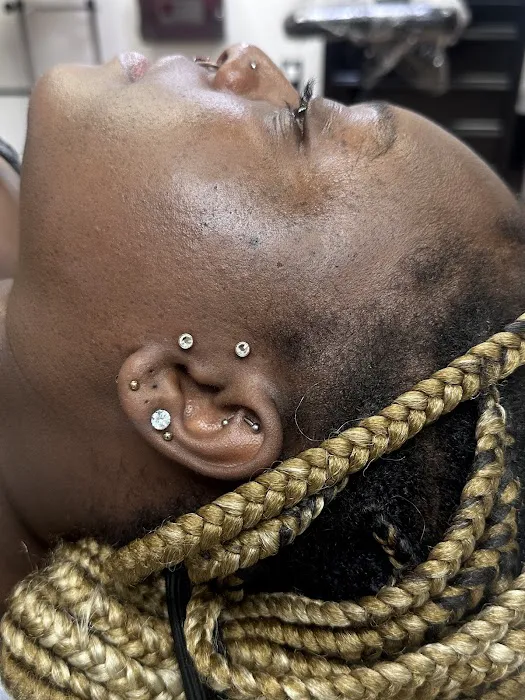 Costello Tattoo & Piercing Studio 3