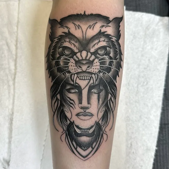 Ease Your Mind Tattoo Studio 6
