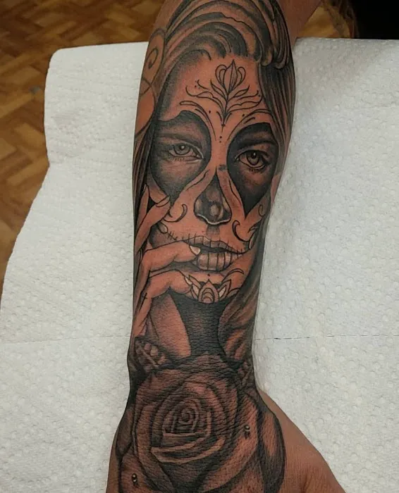 L & G Tattoos 9
