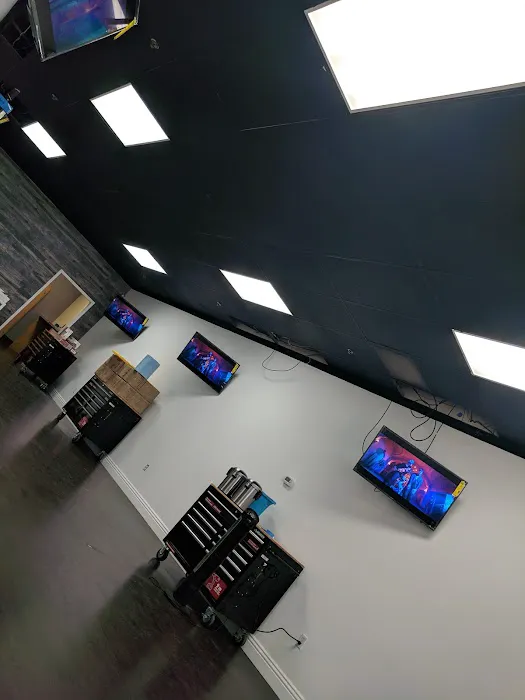 Iconiq Tattoo Studio 9