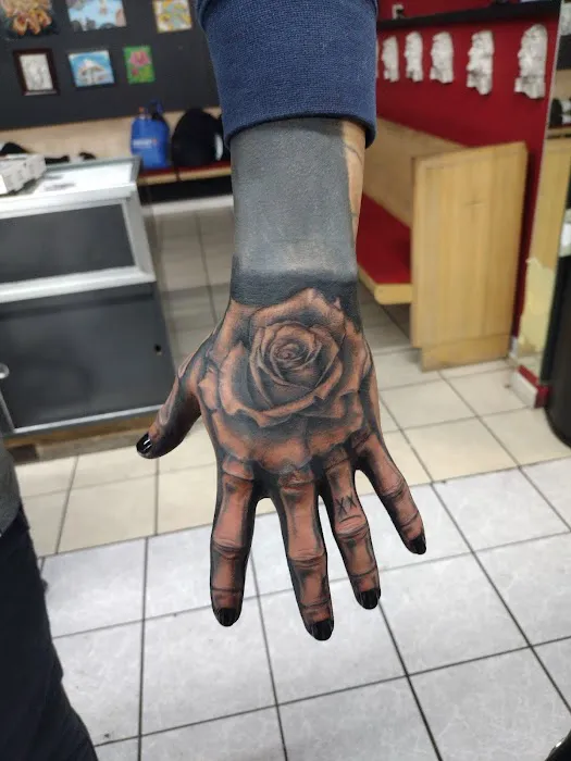 5150 Tattoo & Body Piercing 7