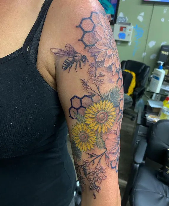 Tiger Eye Tattoo Studio 7
