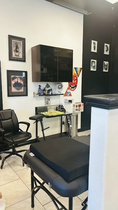 Dark Hearts Tattoo Gallery 0