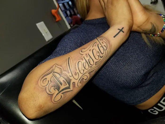 Wildlife Tattoo & Piercing 2