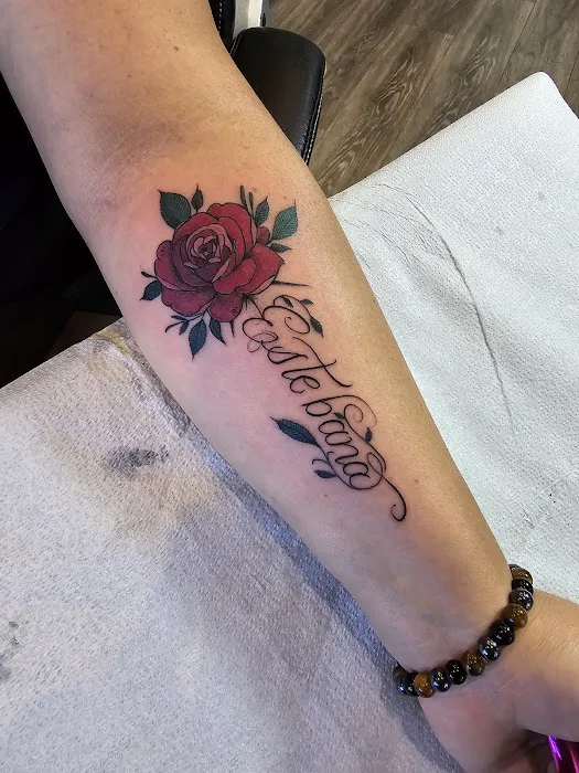 Wildlife Tattoo & Piercing 5