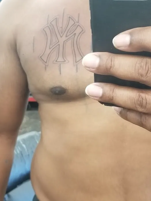 Clandestine Rabbit Tattoo & Piercing Studio 5