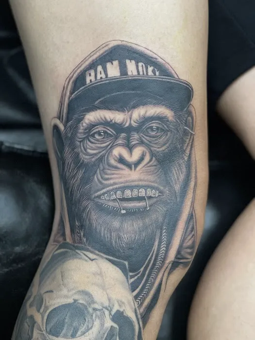 House of needles tattoo shop 3