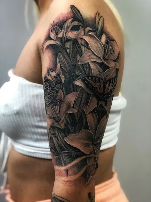 Tattoo House Studios 5