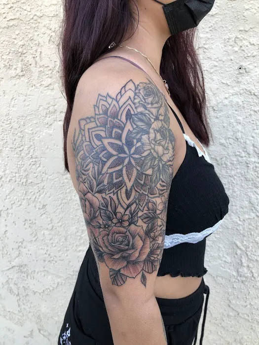 Gusto Tattoo Co 6