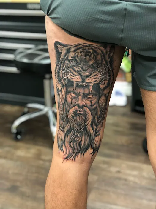 Gusto Tattoo Co 5