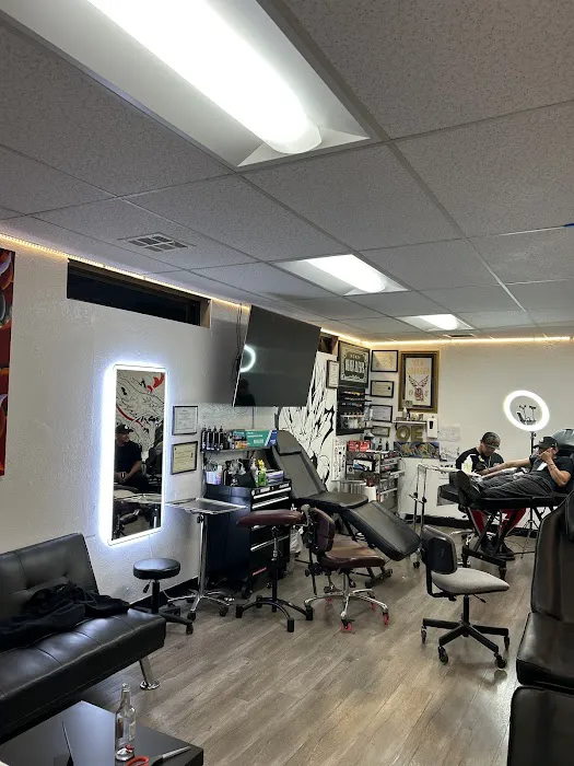 Old English Tattoo Studio 5