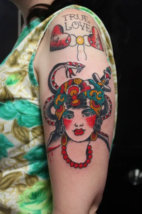 Santa Clarita Tattoo & Body Piercing 9