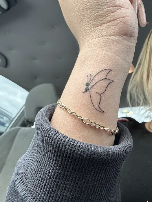 Diosa Ink & Academy (Microblading & Fine line Tattoo Academy) 0
