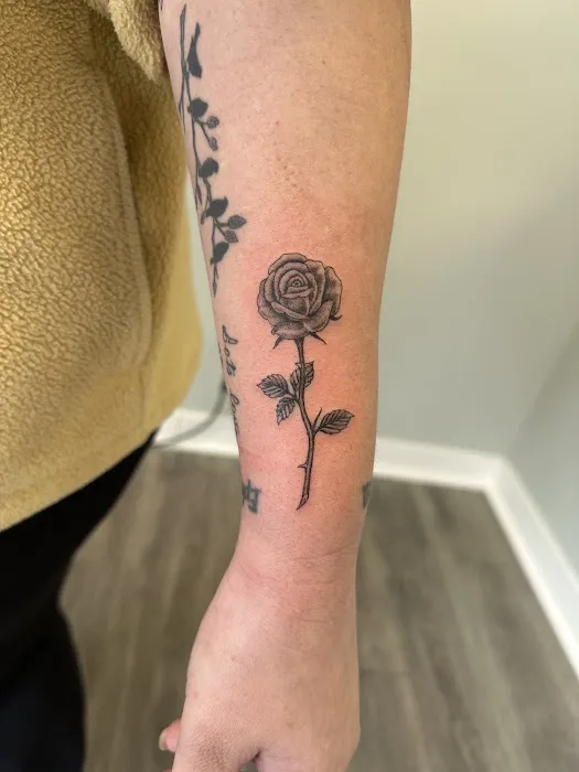 Rare Hearts Tattoo Club 8