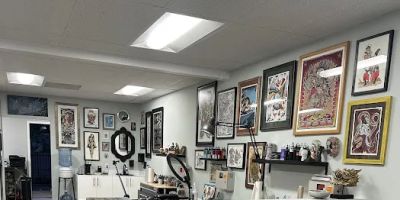 Rare Hearts Tattoo Club