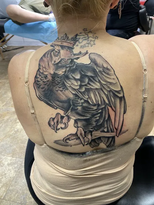 War Paint Tattoo Studio 4