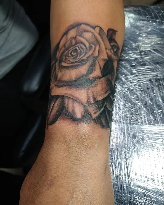 War Paint Tattoo Studio 3